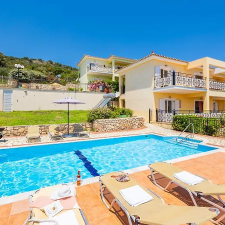 Skala Yellow Vila Skala (Kefalonia)