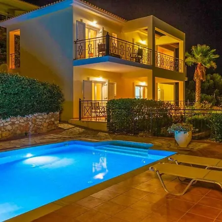 Skala Yellow Villa *