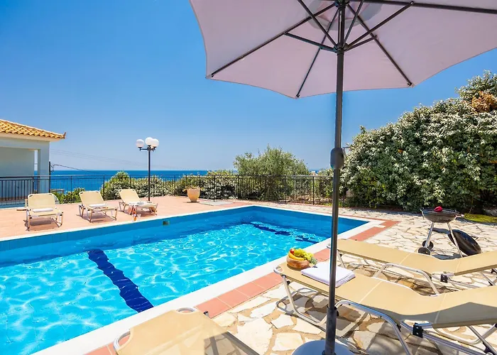 Skala Yellow Villa *